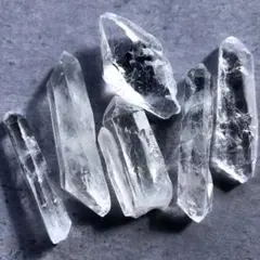 【虹入り！大きめ！艶々】レムリアンシードクリスタル　ポイント36