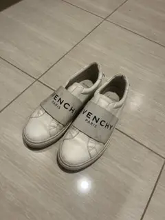 GIVENCHY PARIS スリッポン スニーカー ホワイトのサムネイル