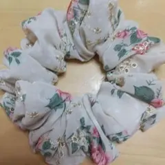 【残り2】シフォン生地　 水玉と薔薇柄 シュシュ ♡ ハンドメイド