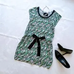 ウンプテンプ　ワンピース　チュニック　総柄　緑　グリーン