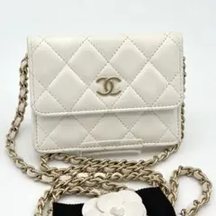 美品 CHANEL マトラッセ ラムスキン ミニ チェーンウォレット ホワイト