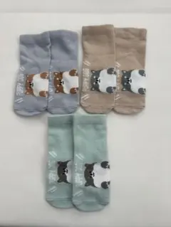 新品未使用　ベビー靴下 3足セット 犬柄　滑り止め付き 9-14cm
