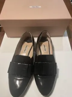 miu miu パテントシューズ　37 1/2 ブラックのサムネイル