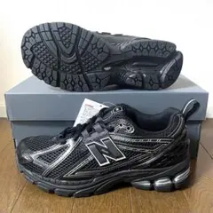 New Balance ブラック シューズ