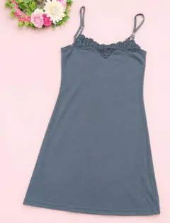 レース付きグレーキャミソール【美品】