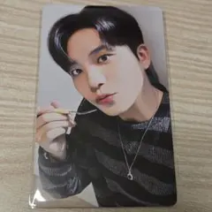 ATEEZ アチズ　カフェ　ジョンホ　トレカ