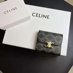 CELINE トリオンフ 三つ折り財布
