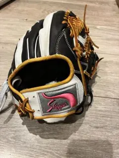 Slugger 軟式グローブ 黒/白/オレンジ