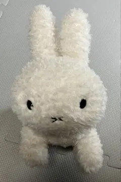 ミッフィー　くったりねそべりうさぎ　ぬいぐるみ　セキグチ　ブルーナファミリーのサムネイル