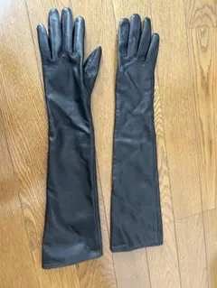 黒のレザー ロンググローブ