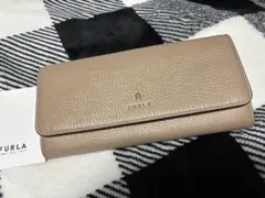 FURLA 長財布 レザー ベージュ