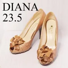 【極美品】DIANA★コサージュ　オープントゥパンプス　ブラウン★23.0MRのサムネイル