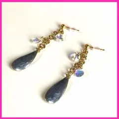 ハンドメイドピアス　スワロフスキー　クリスタルオーロラ　エポチャーム　ブルー系