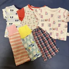 ベビーパジャマ　UNIQLO その他　80から90 上下　まとめ売りのサムネイル