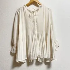 【vis】シフォンプリーツブラウス アイボリー F