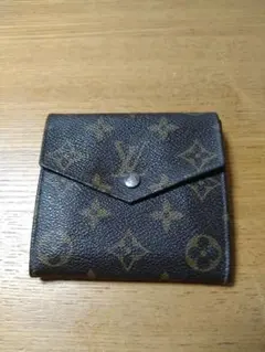 正規品　Louis Vuitton モノグラム 二つ折り財布のサムネイル