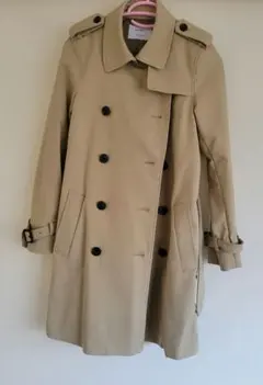 ＜極美品＞トレンチコート