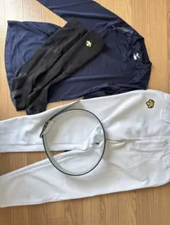 ネイビー アンダーシャツ ホワイトパンツ セット