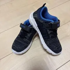 キッズスニーカー　18.5?
