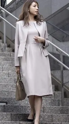 Flolia ノーカラージャケット コクーンワンピース セットアップスーツ