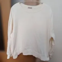 サマンサモスモス　アイボリー クルーネック スウェット