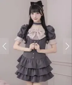pium フロントリボンチョーカー半袖ワンピース グレーストライプ