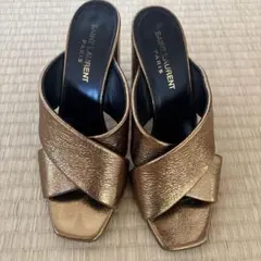 SAINT LAURENT ゴールドサンダルのサムネイル