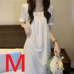 92②薄黄 ナイトウェア・ルームウェア・ネグリジェ ・パジャマ・M