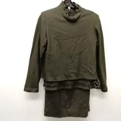 美品　オリーブ色タートルネックセットアップ 11号