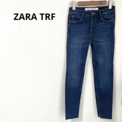 《ZARA TRF》スキニーデニムパンツカットオフネイビーインディゴeur36のサムネイル