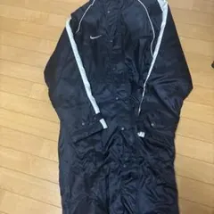 Nike ベンチコート 黒 フード付き