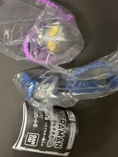 ウルトラマン カラフルマルチチャーム 2種セット テオ ティガ