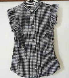 黒白ギンガムチェックシャツ