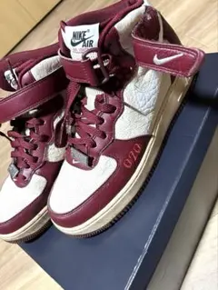 Nike Air Force 1 mid London