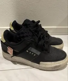 NIKE AIR FORCE 1 TYPE ブラック スニーカー