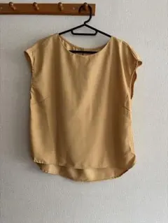 NATURAL BEAUTY BASIC ブラウス マスタード Mのサムネイル