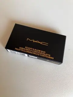 M・A・C SCULPT & GLOW DUO