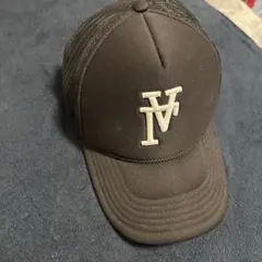 LA逆ロゴキャップ