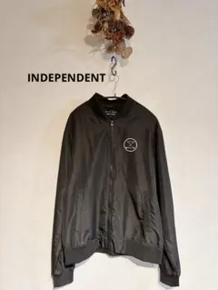 INDEPENDENT バックプリントノーカラーブルゾンのサムネイル