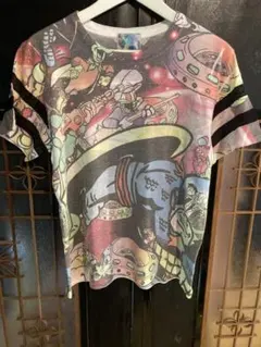 BODYSONG. グラフィック総柄Tシャツのサムネイル