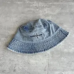 Item thumbnail for item 6d5af7fc-d3c0-4335-8576-8d2f3655b34e