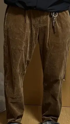 ブラウン コーデュロイ ストレートパンツ