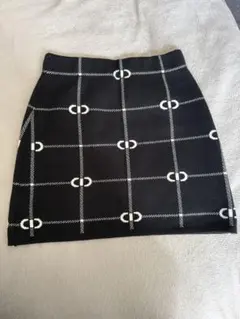 黒と白のチェック柄タイトスカート　古着スカート