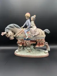EEK133 美品 LLADRO リヤドロ No.5036 乗馬クラブの恋人たち - メルカリ