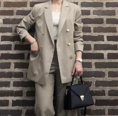 【新品未使用✨】ジーユー GU ダブルブレストブレザーZ 金ボタン ベージュ