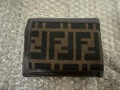 FENDI フェンディ ズッカ柄 二つ折り財布