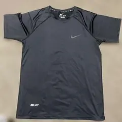 Nike DRI-FIT ブラック Tシャツ Lサイズ