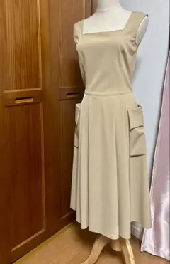 FOXEY NEW YORK ノースリーブ ワンピース ベージュ 38 ホリーのサムネイル