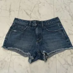 GU デニムショートパンツ Mサイズ　　美品❤️