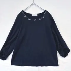 Aylesbury ビジューネック ギャザー袖カットソー ネイビー　トップス